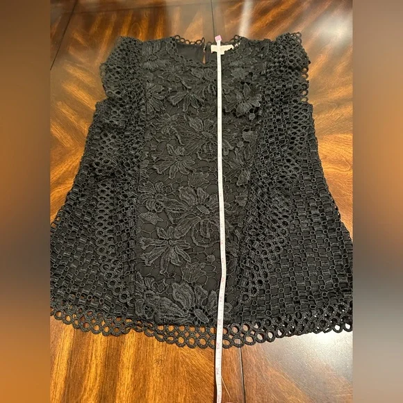 Ted Baker Zania Lace Tee size 0 like new - Picture 7 of 14